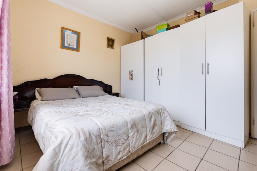 3 Bedroom Property for Sale in Gatesville Western Cape
